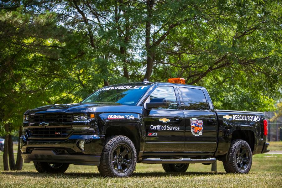  Chevrolet Silverado Z71 Resque Squad 2016 года  (фото 2 из 3)
